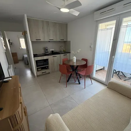 Apartamento St Pierre La Mer, Vue Sur Mer, Quartier Calme, T2