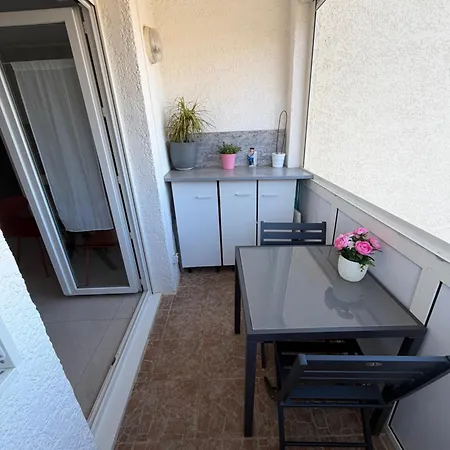 Apartamento St Pierre La Mer, Vue Sur Mer, Quartier Calme, T2 *